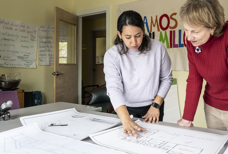 Rayitos de Sol building expansion - by Sean Alonzo Harris - courtesy CEI